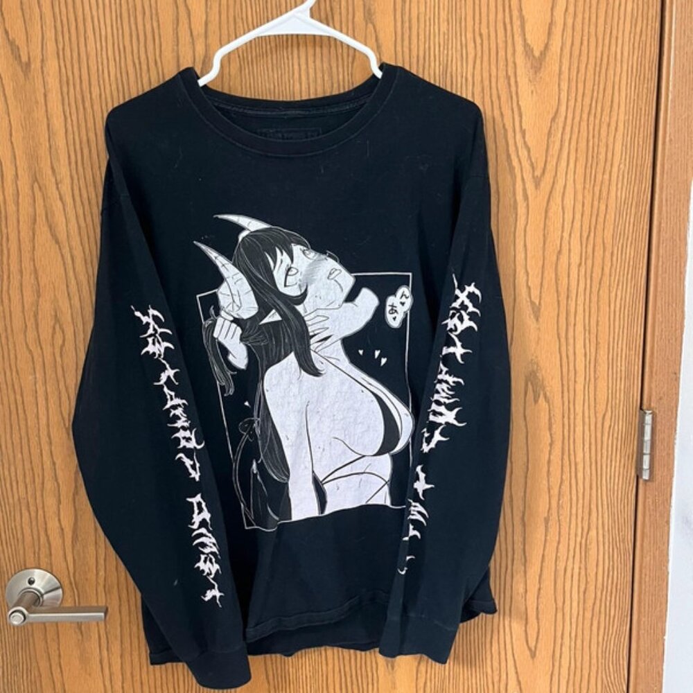 black long sleeve